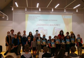 Spotkanie autorskie z pisarką Jadwigą Marzec