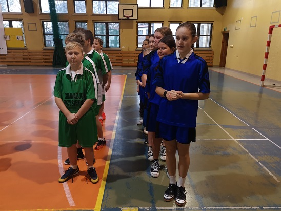 Gminne Zawody w Piłce Koszykowej