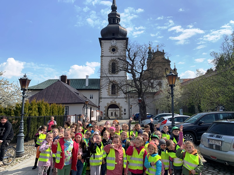 „Calineczka” w scenicznej adaptacji  teatru z Krakowa