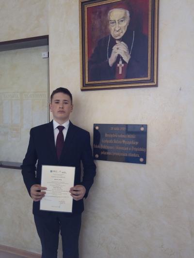 Finaliści konkursu 23 042.jpg