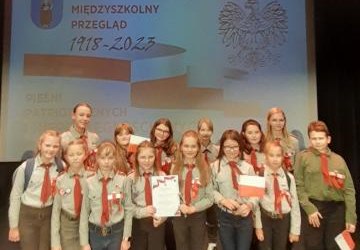 X MIĘDZYSZKOLNY PRZEGLĄD PIEŚNI PATRIOTYCZNYCH I NIEPODLEGŁOŚCIOWYCH