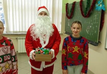 „Uwolnić św. Mikołaja”.