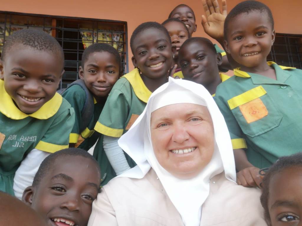 „Wszystkie serca biją tak samo…”Spotkanie z siostrą misjonarką z Kamerunu