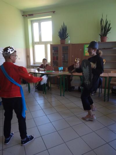 finaliści na spotkaniu z burmistrzem 113.jpg