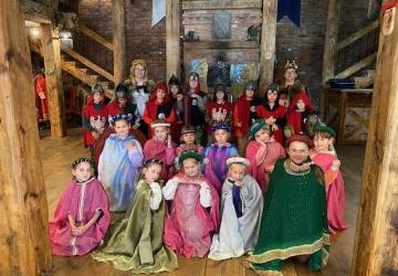 Klasy pierwsze w Zamku Stara Baśń.