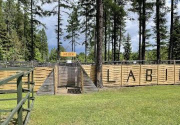 Zakończenie roku szkolnego klasy IV b w Labilandzie w Skrudzinie.