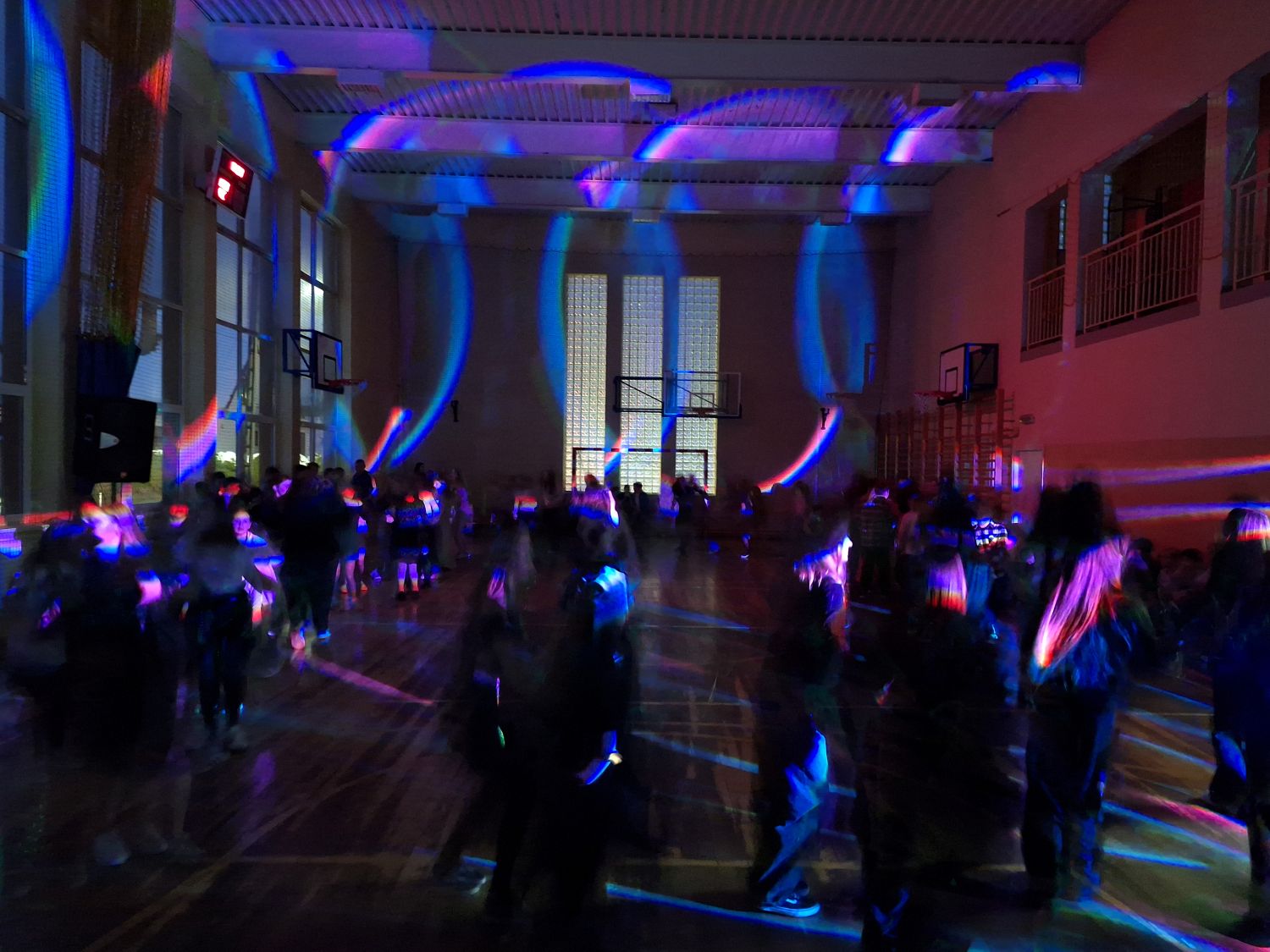 Andrzejki w naszej szkole- świetna zabawa dla klas IV-VIII