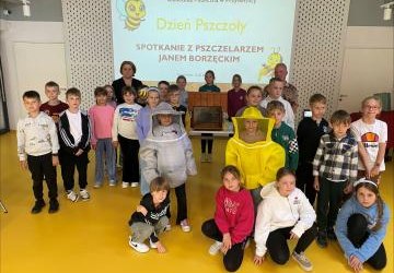 Spotkanie z pszczelarzem
