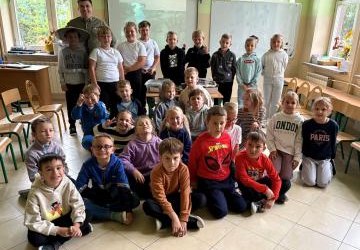 „Małe pszczoły – wielka sprawa! Z pszczelarzem odkrywamy fascynujący świat ula!”